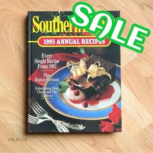 Vintage Southern Living 1993 Annual Recipes Hardcover Cookbook Oxmoor House